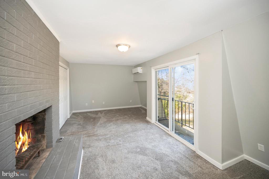 152 BAYS FARM DRIVE