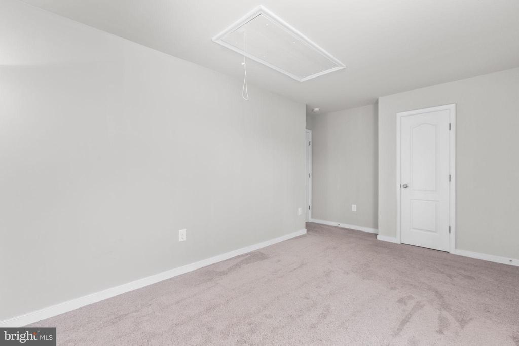 25 WESTON ROAD