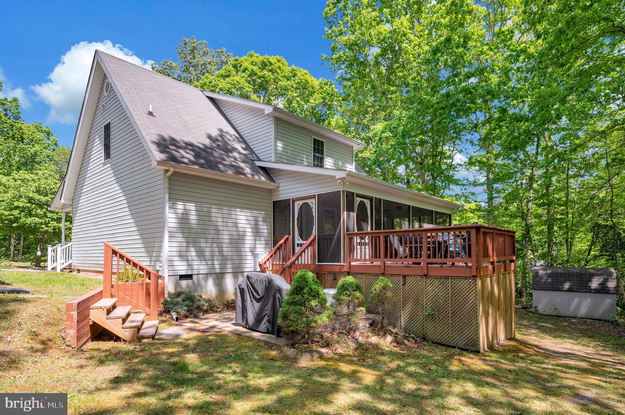78 FOREST LANE