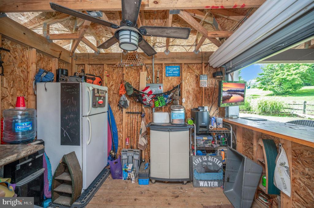 446 BAILEY DRIVE