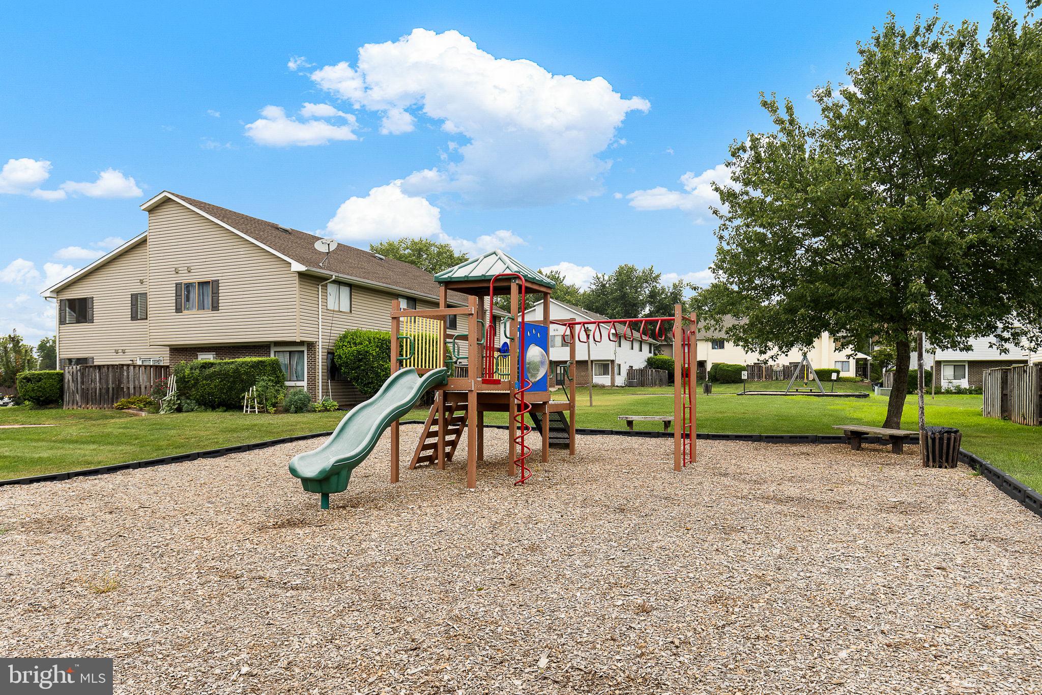 9012 SANDALWOOD DRIVE D