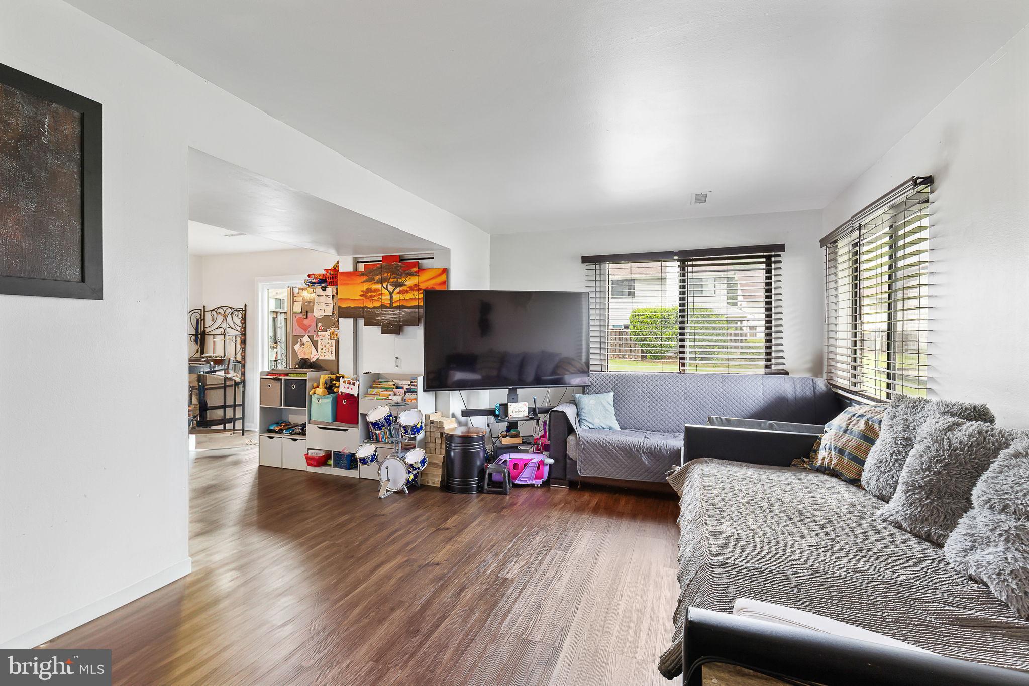 9012 SANDALWOOD DRIVE D