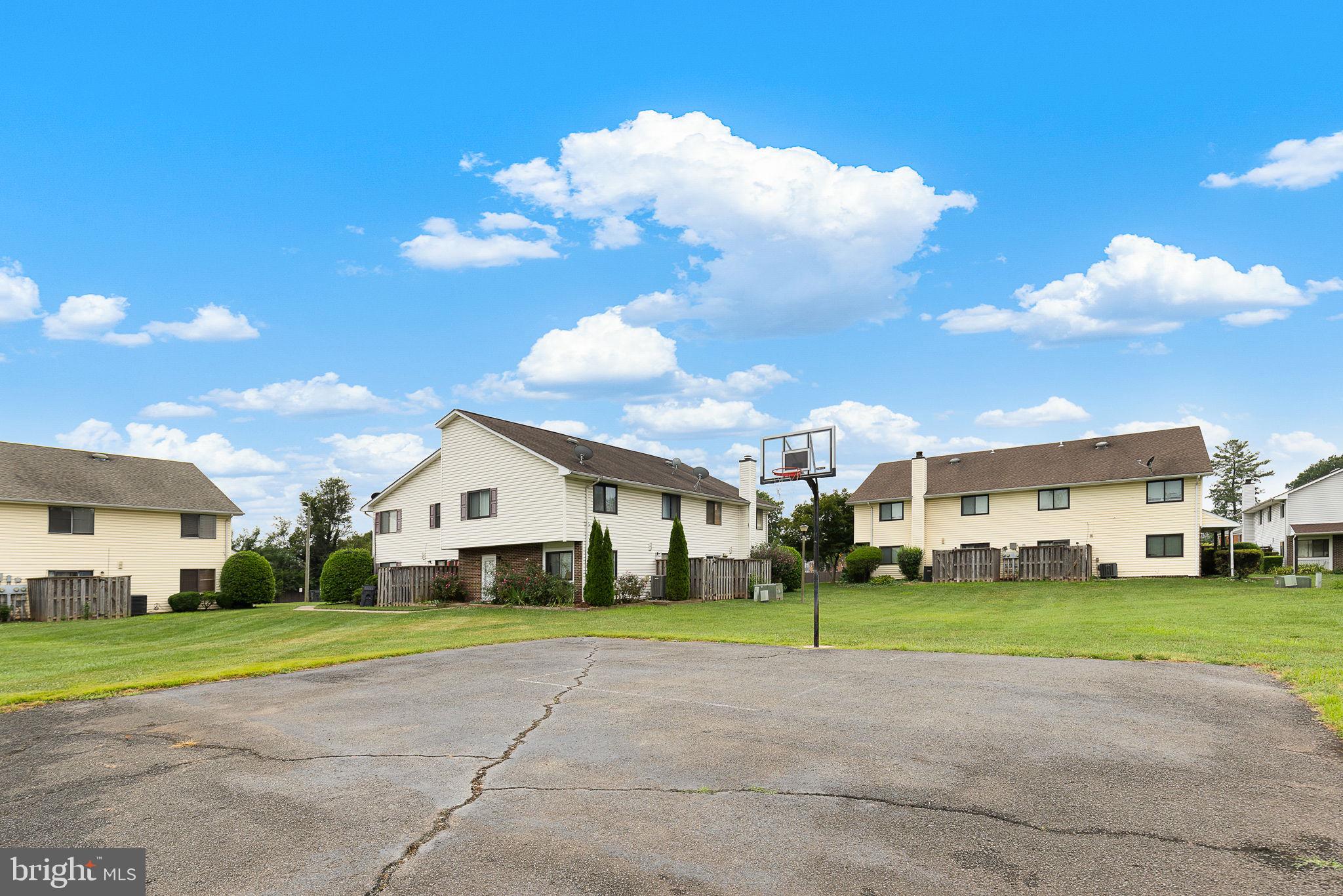 9012 SANDALWOOD DRIVE D