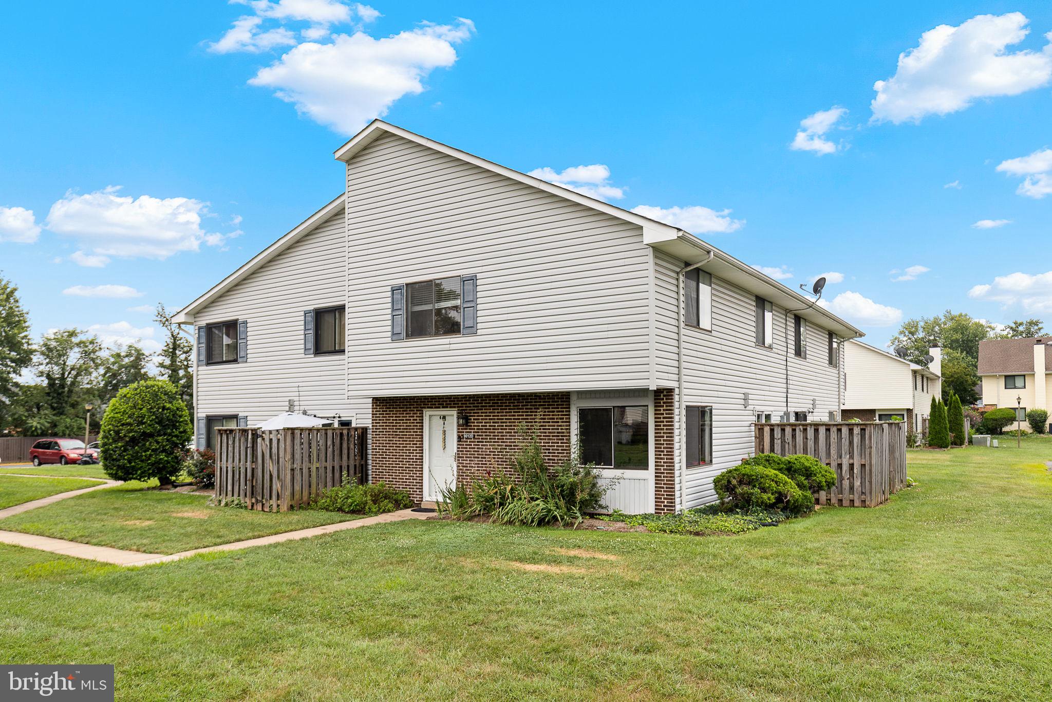 9012 SANDALWOOD DRIVE D