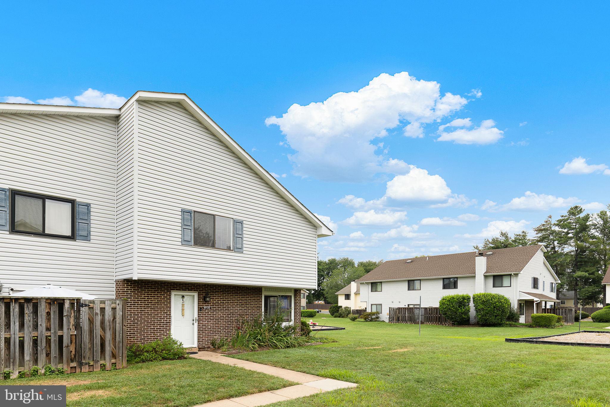 9012 SANDALWOOD DRIVE D