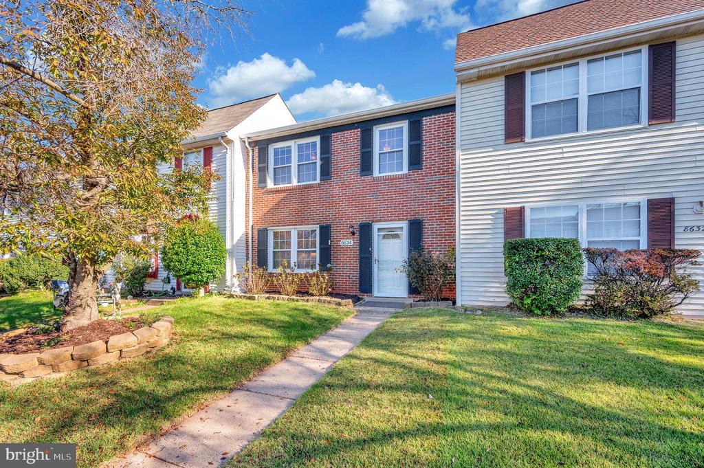 8634 ANNA COURT