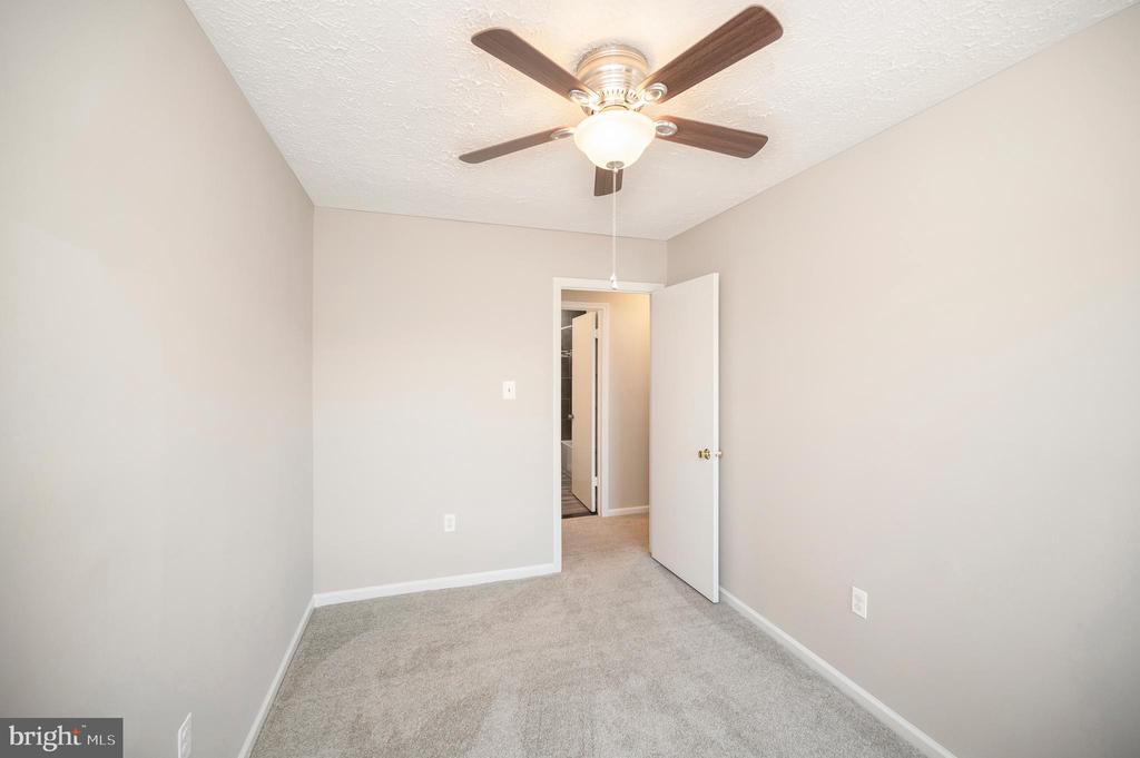 8634 ANNA COURT