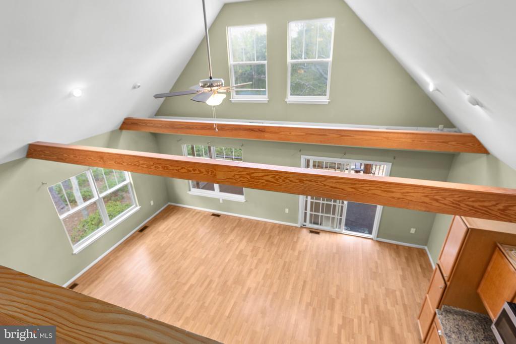 540 Curve Way