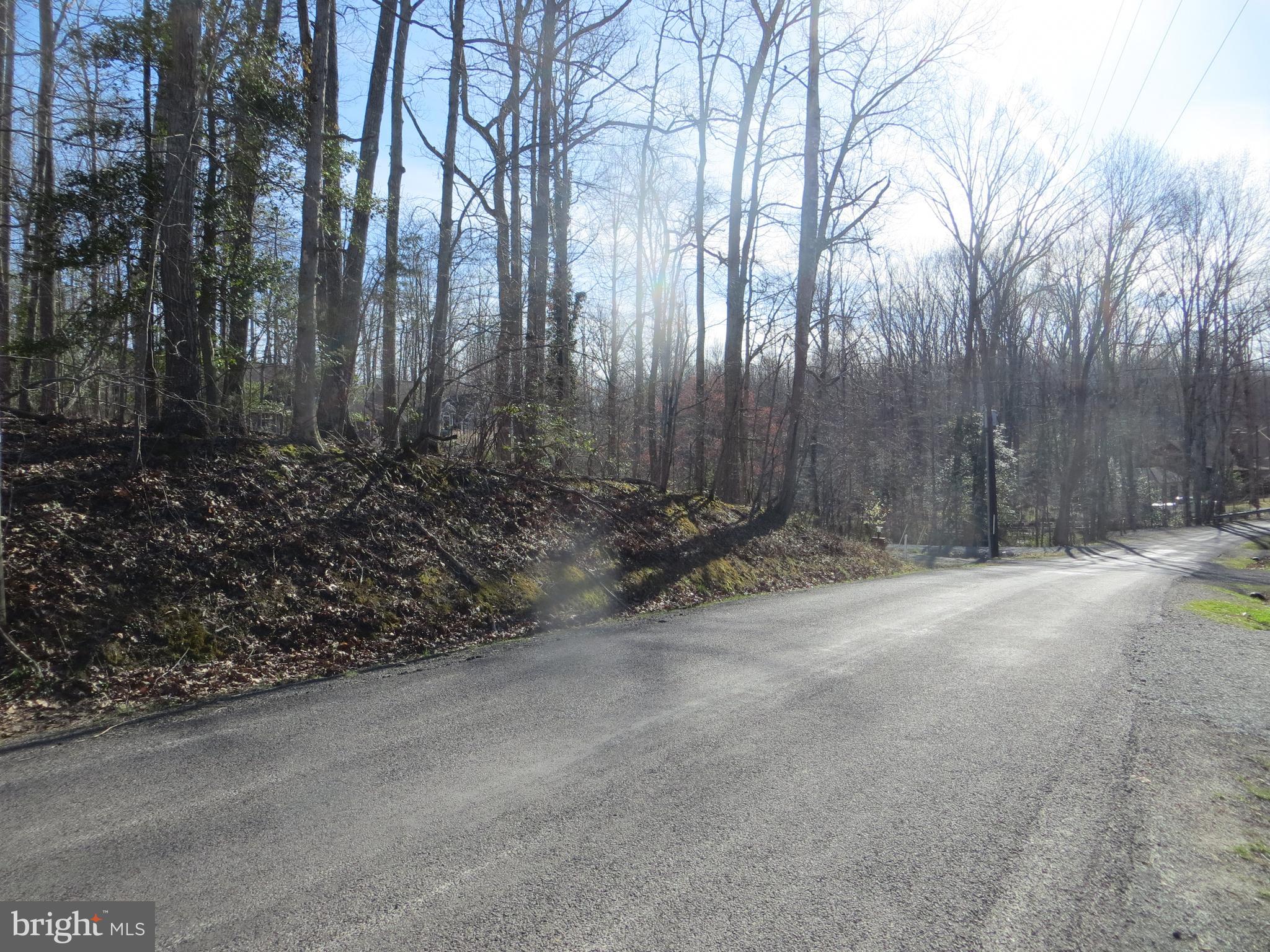 905 EASTOVER PARKWAY