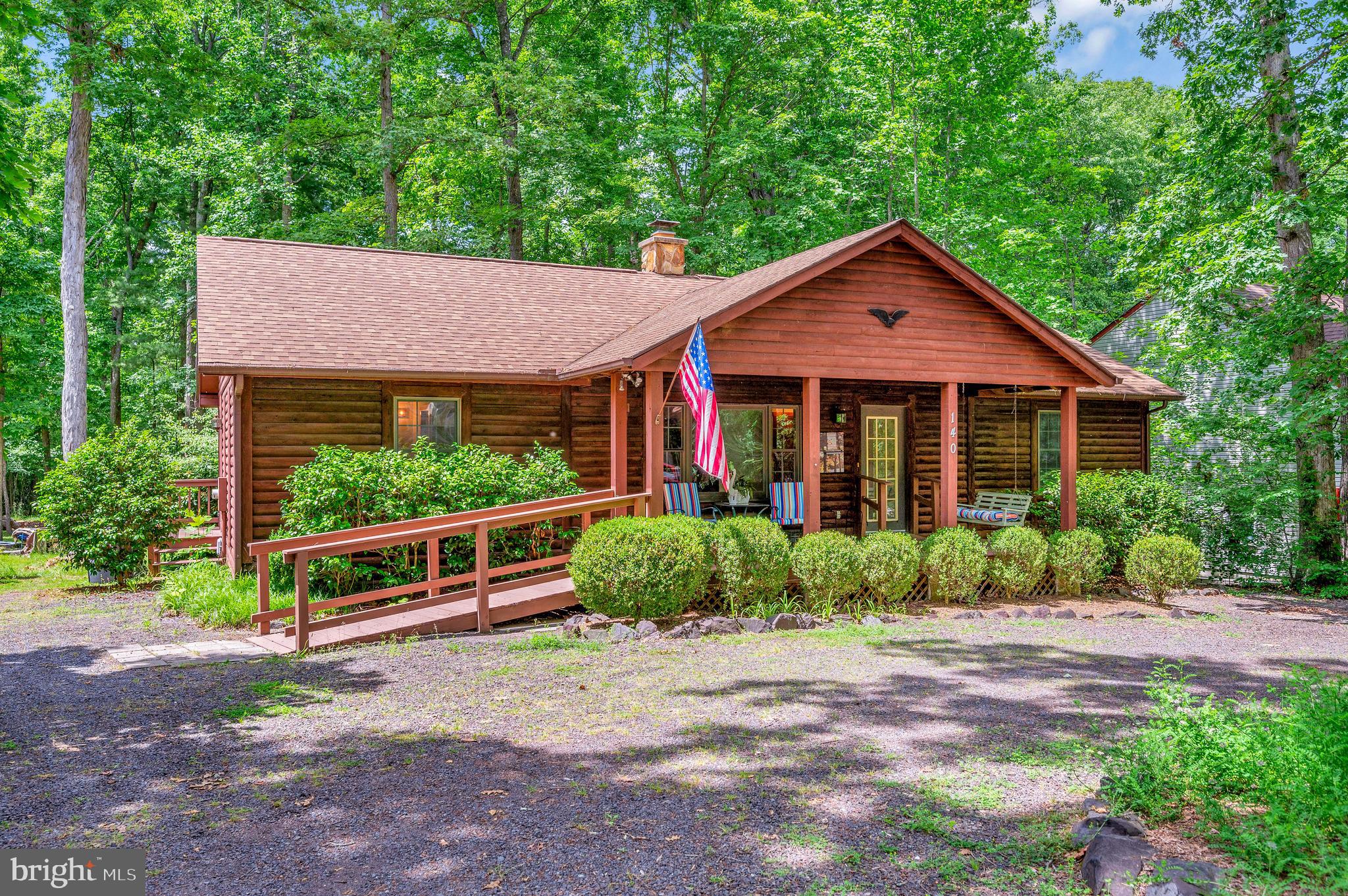 140 MONTICELLO CIRCLE