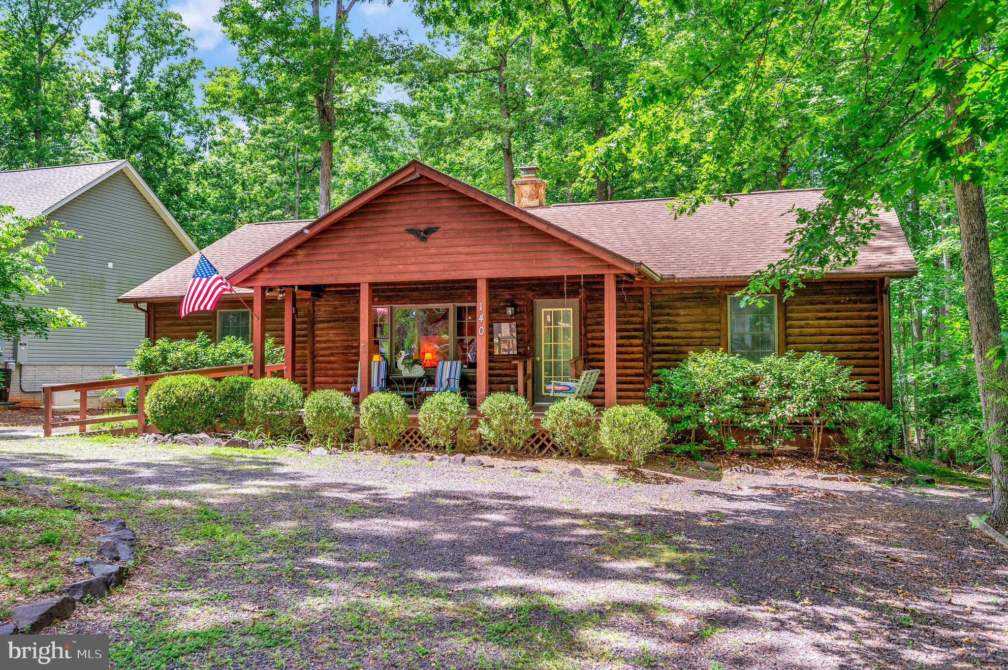 140 MONTICELLO CIRCLE