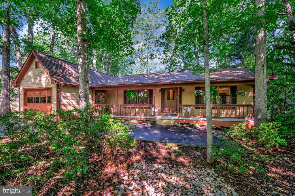 209 FAIRWAY DRIVE