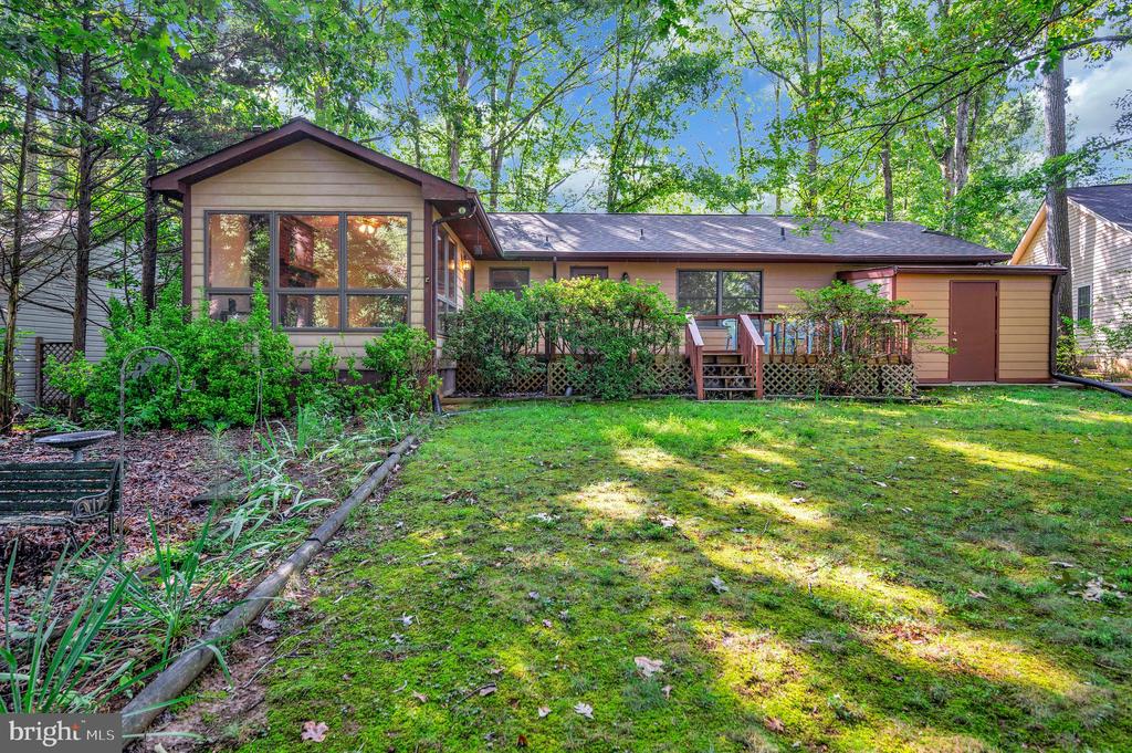 209 FAIRWAY DRIVE