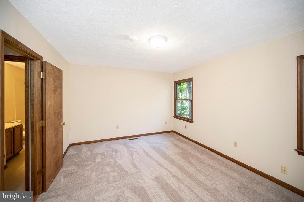 209 FAIRWAY DRIVE