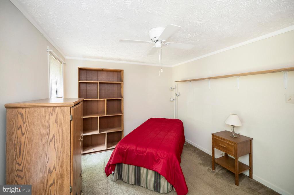 103 FLAGSTONE COURT