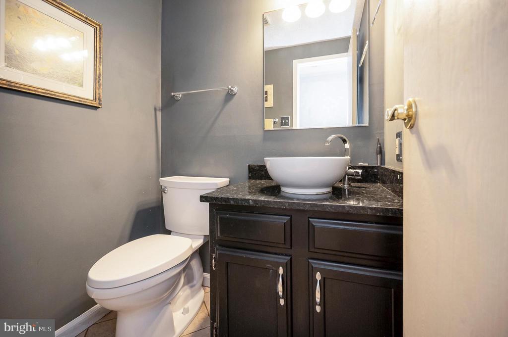 103 FLAGSTONE COURT