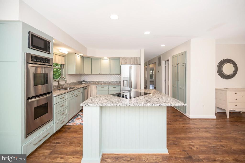 444 LIBERTY BOULEVARD