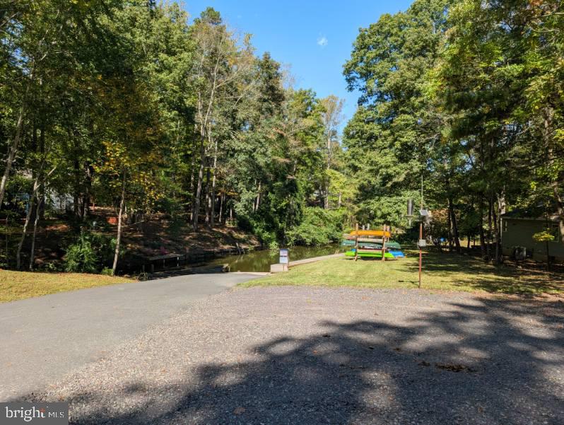 905 EASTOVER PARKWAY