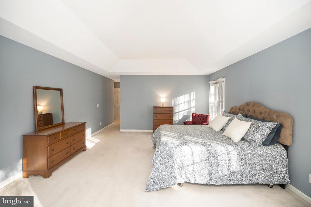 412 HAPPY CREEK ROAD
