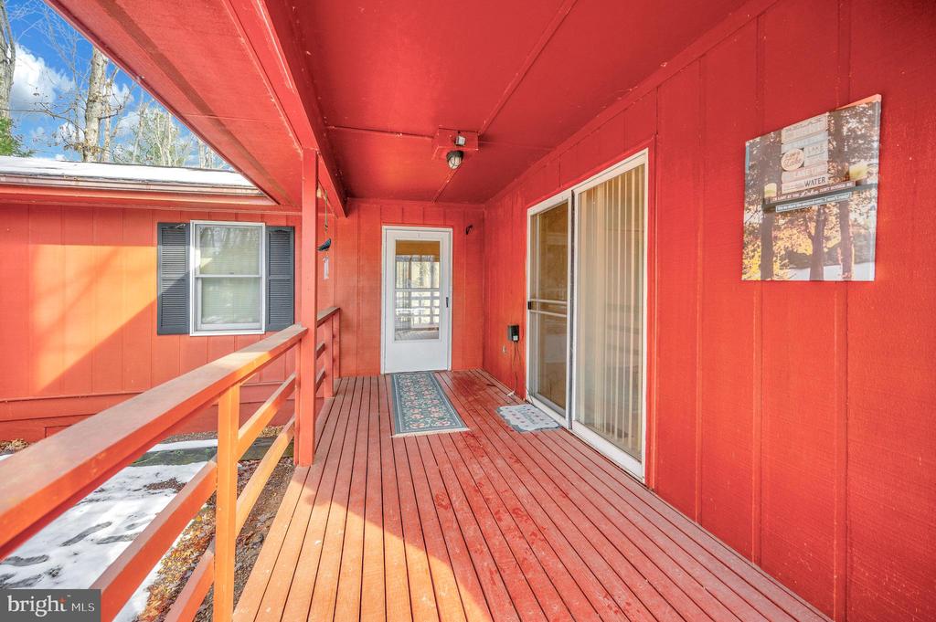 102 SUNSET COURT