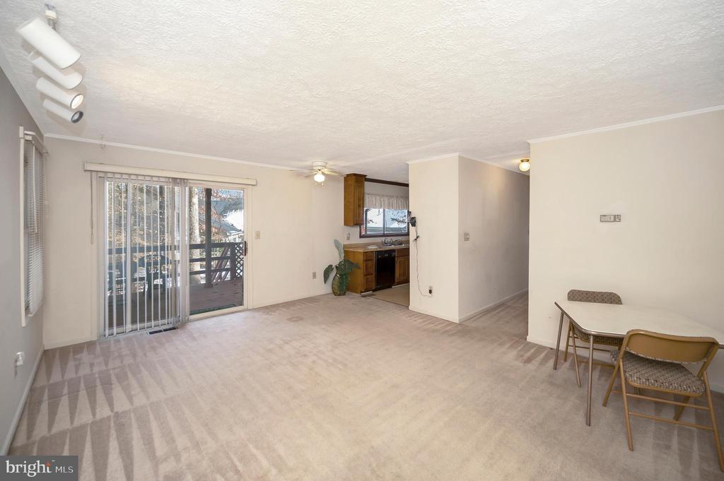 102 SUNSET COURT