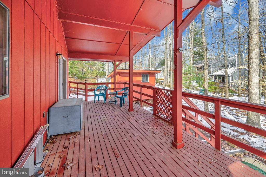 102 SUNSET COURT