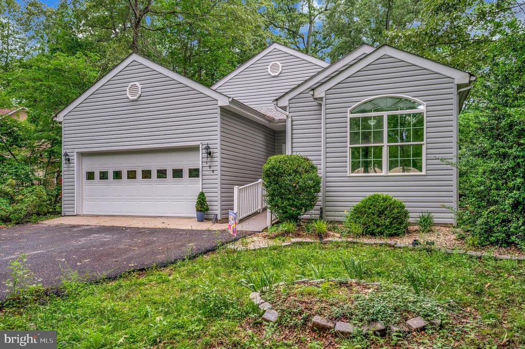 104 BIRCH COURT