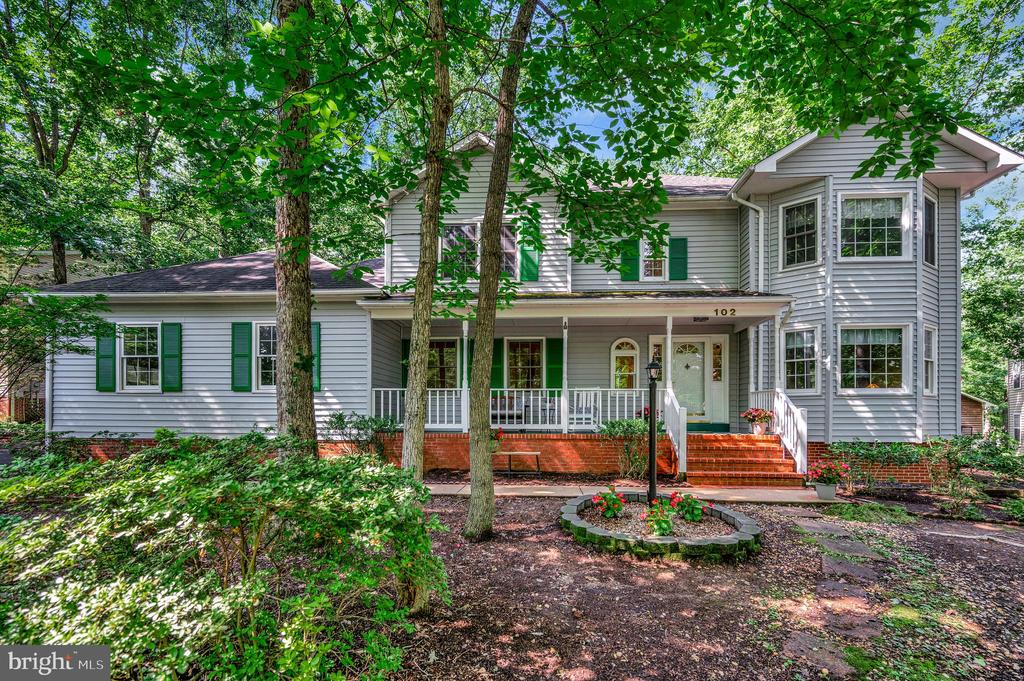 102 HILLSIDE DRIVE