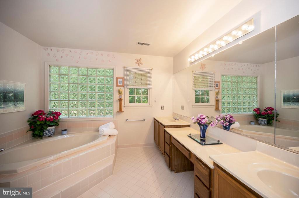 102 HILLSIDE DRIVE