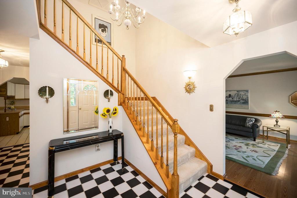 102 HILLSIDE DRIVE