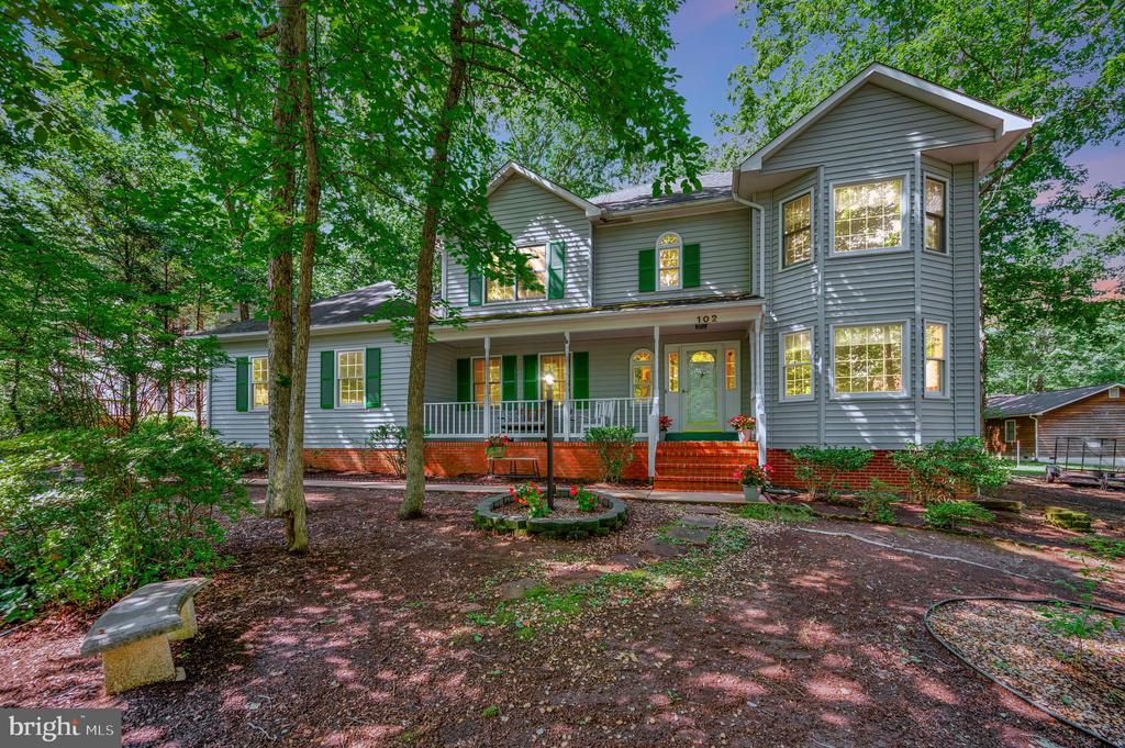 102 HILLSIDE DRIVE