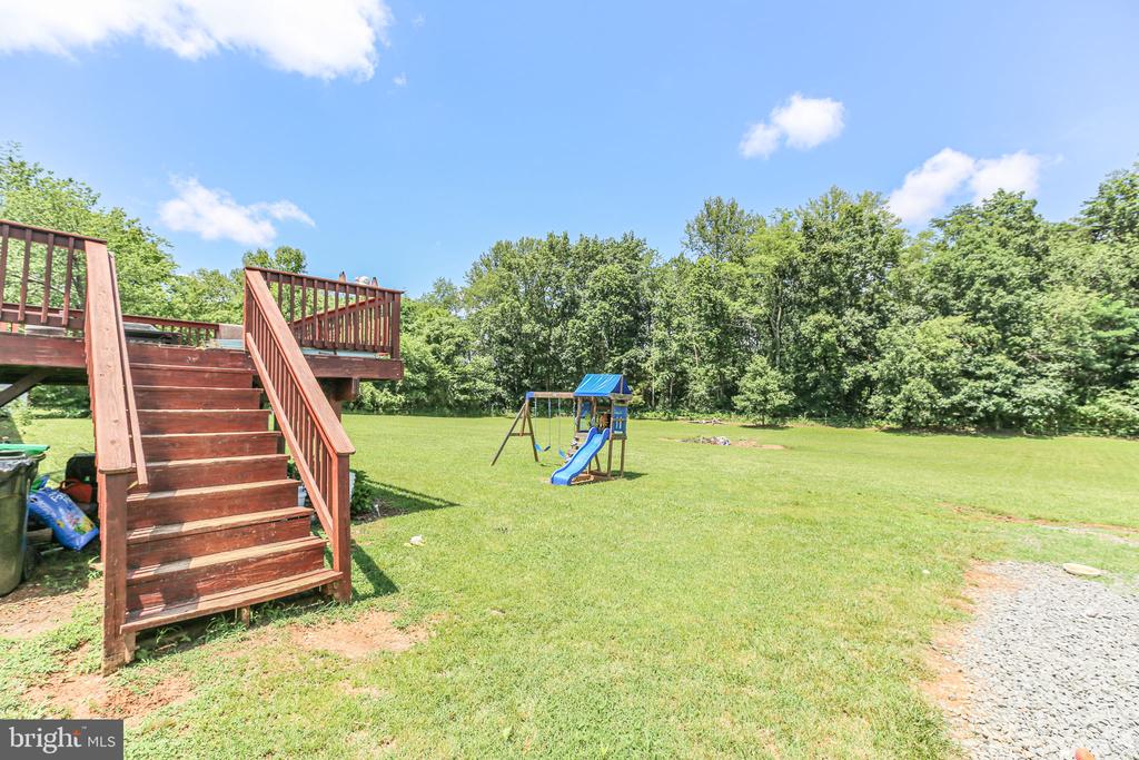 4253 ROLLING HILLS DRIVE