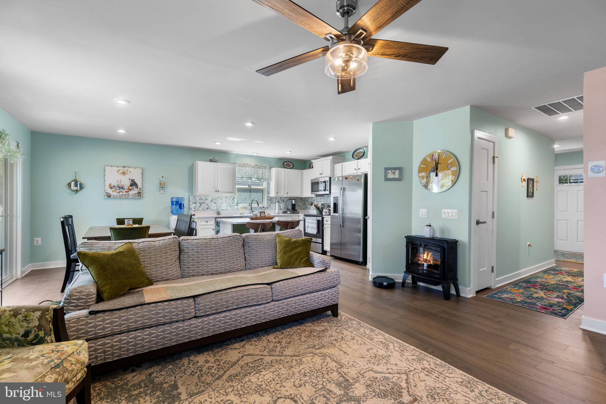 35049 MANSOURS DRIVE