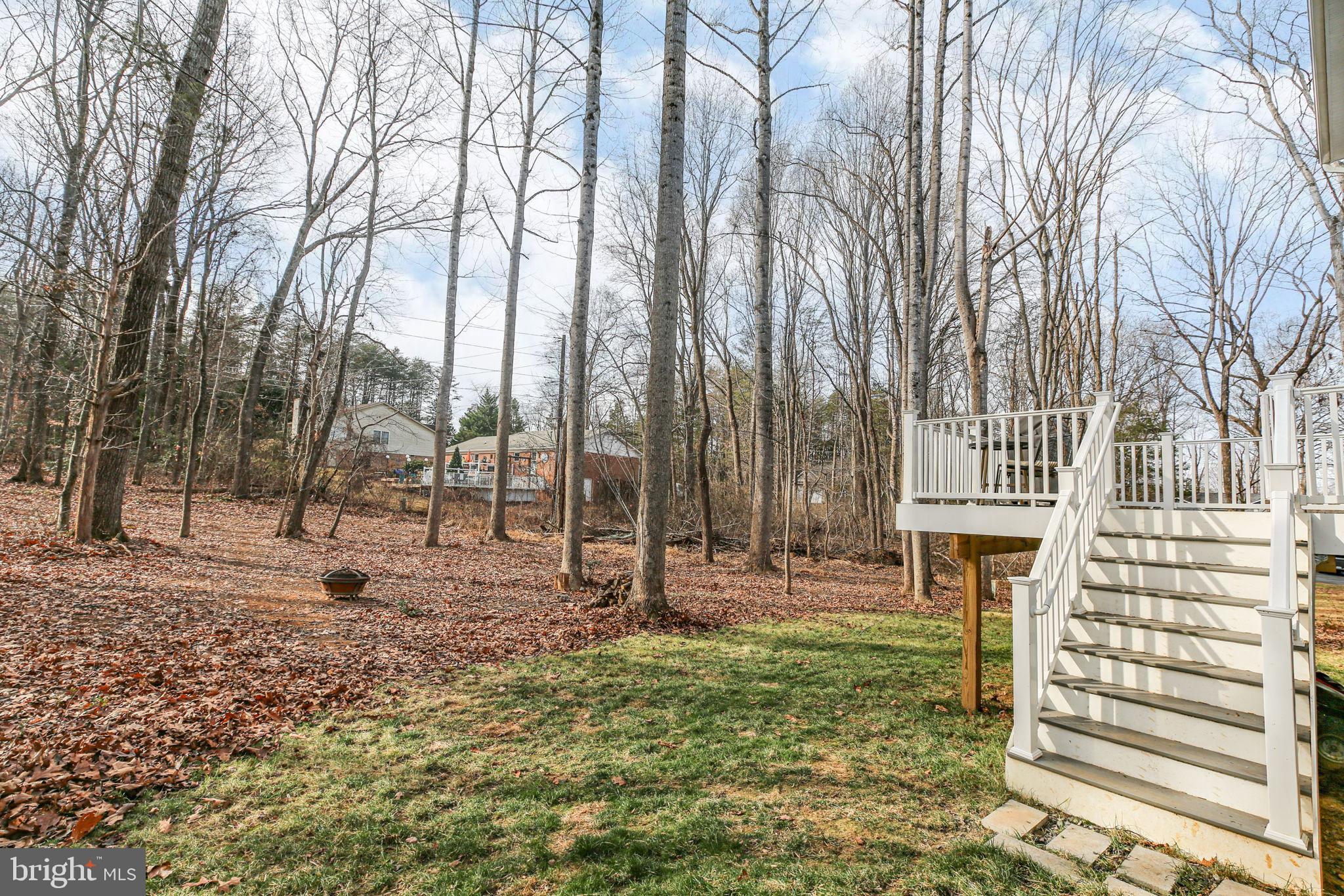 2102 LAKEVIEW PARKWAY