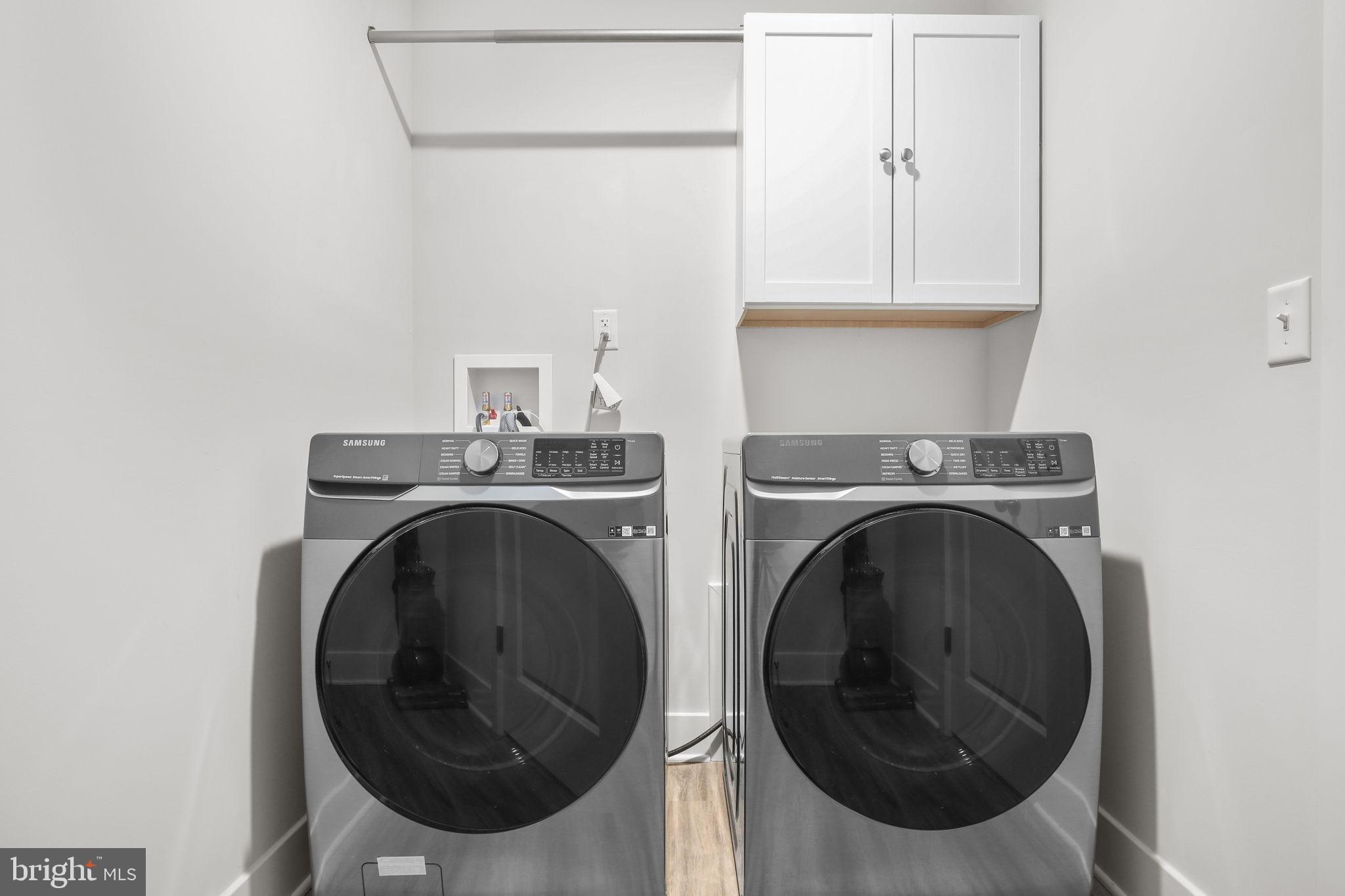 2102 LAKEVIEW PARKWAY