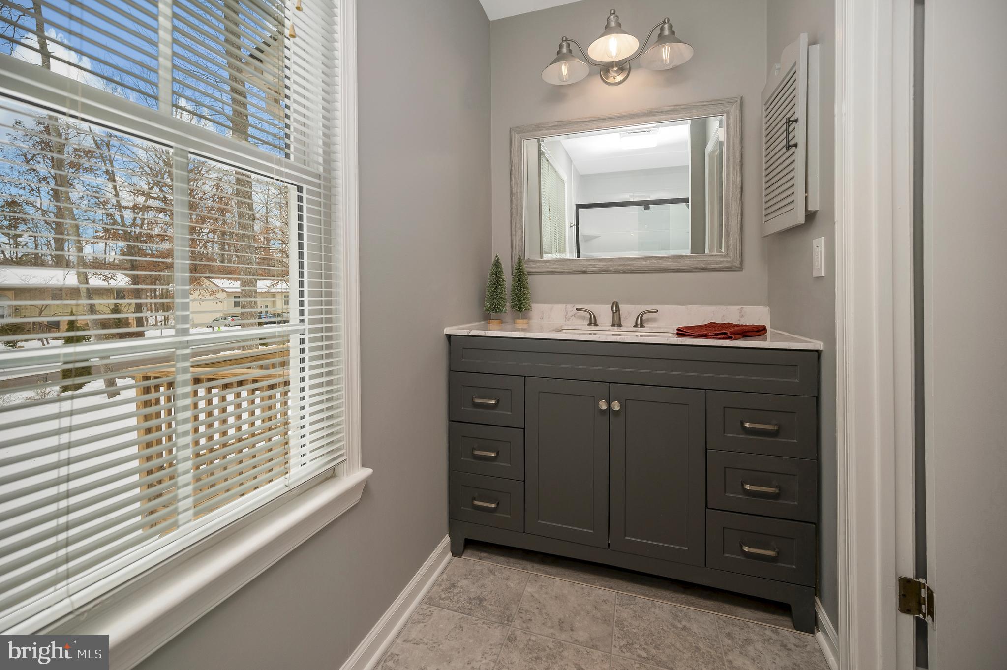 217 WASHINGTON STREET