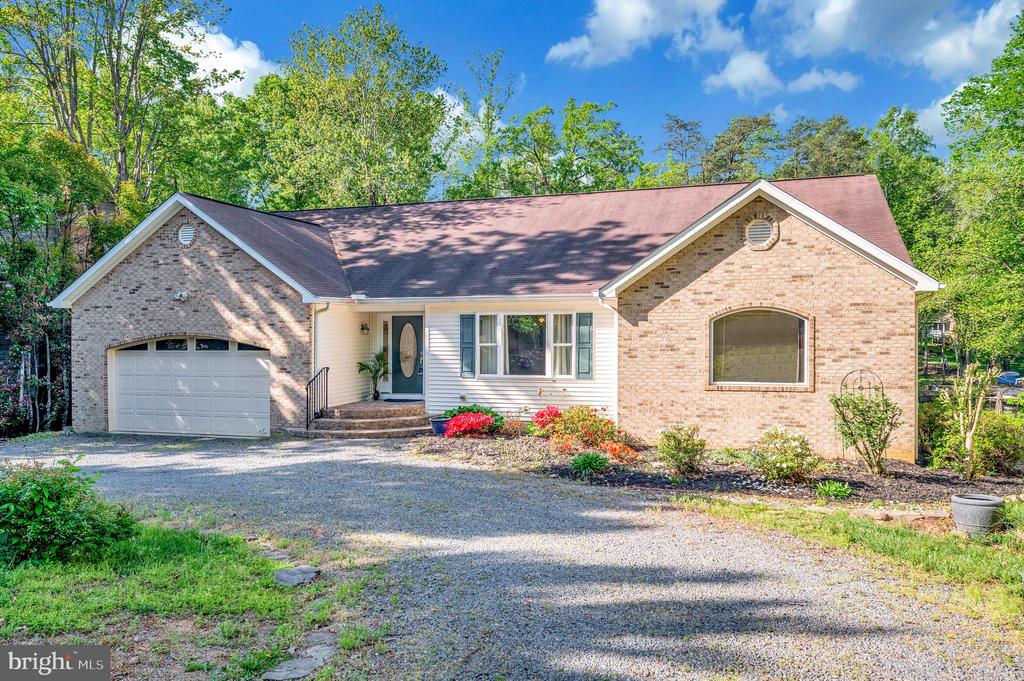 322 BIRCHSIDE CIRCLE