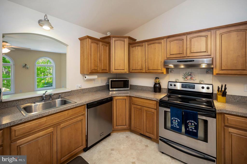 322 BIRCHSIDE CIRCLE