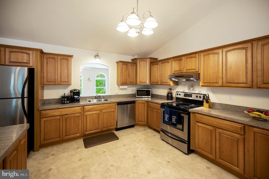 322 BIRCHSIDE CIRCLE