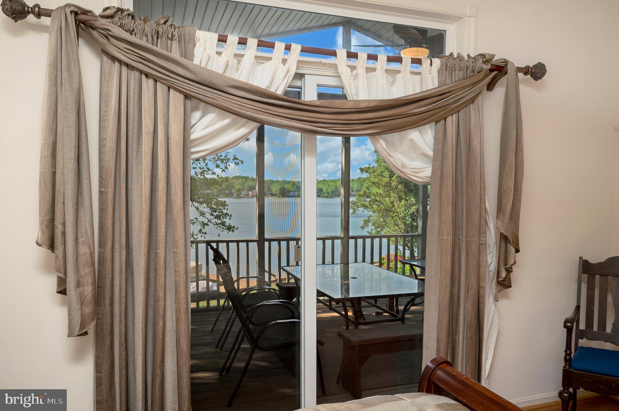 626 CORNWALLIS AVENUE