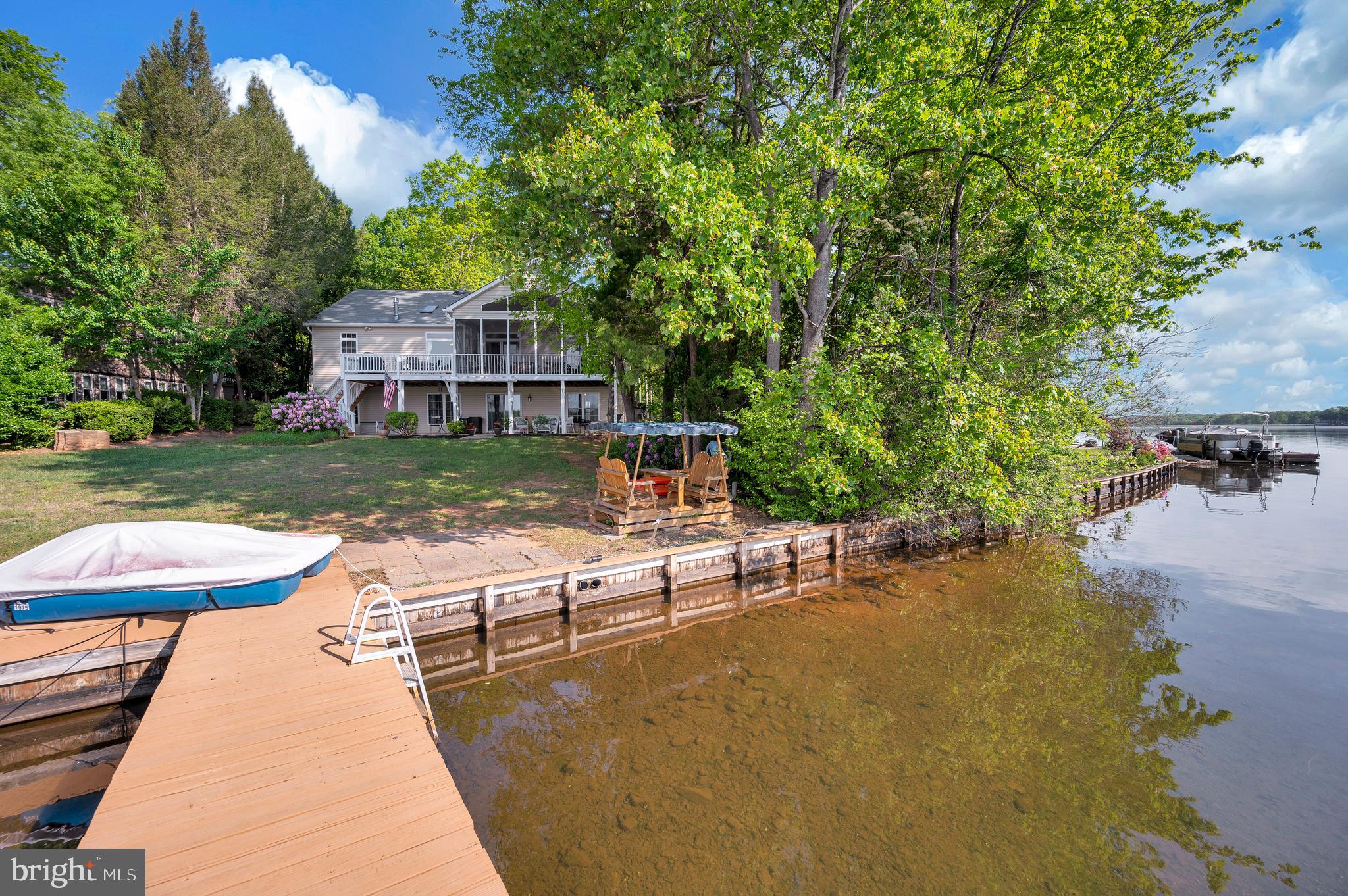 626 CORNWALLIS AVENUE