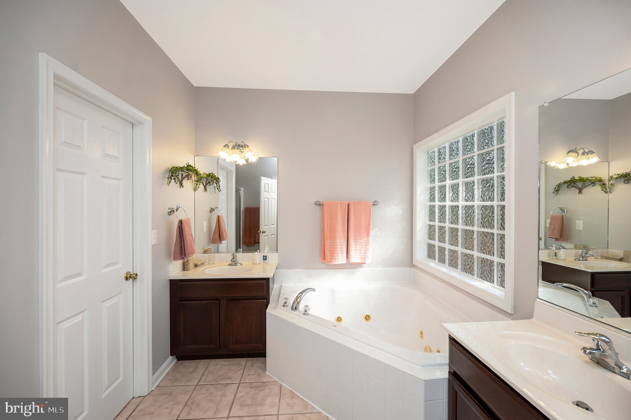 626 CORNWALLIS AVENUE