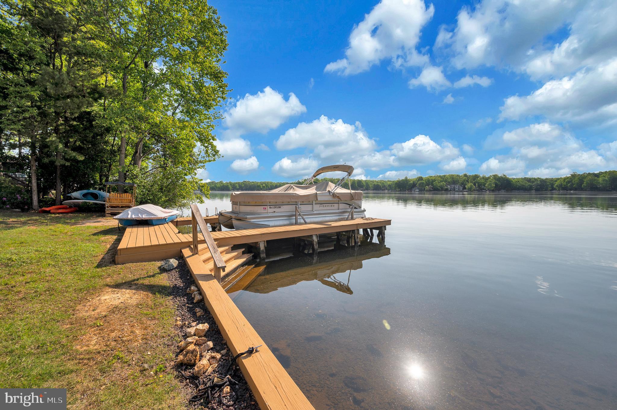 626 CORNWALLIS AVENUE