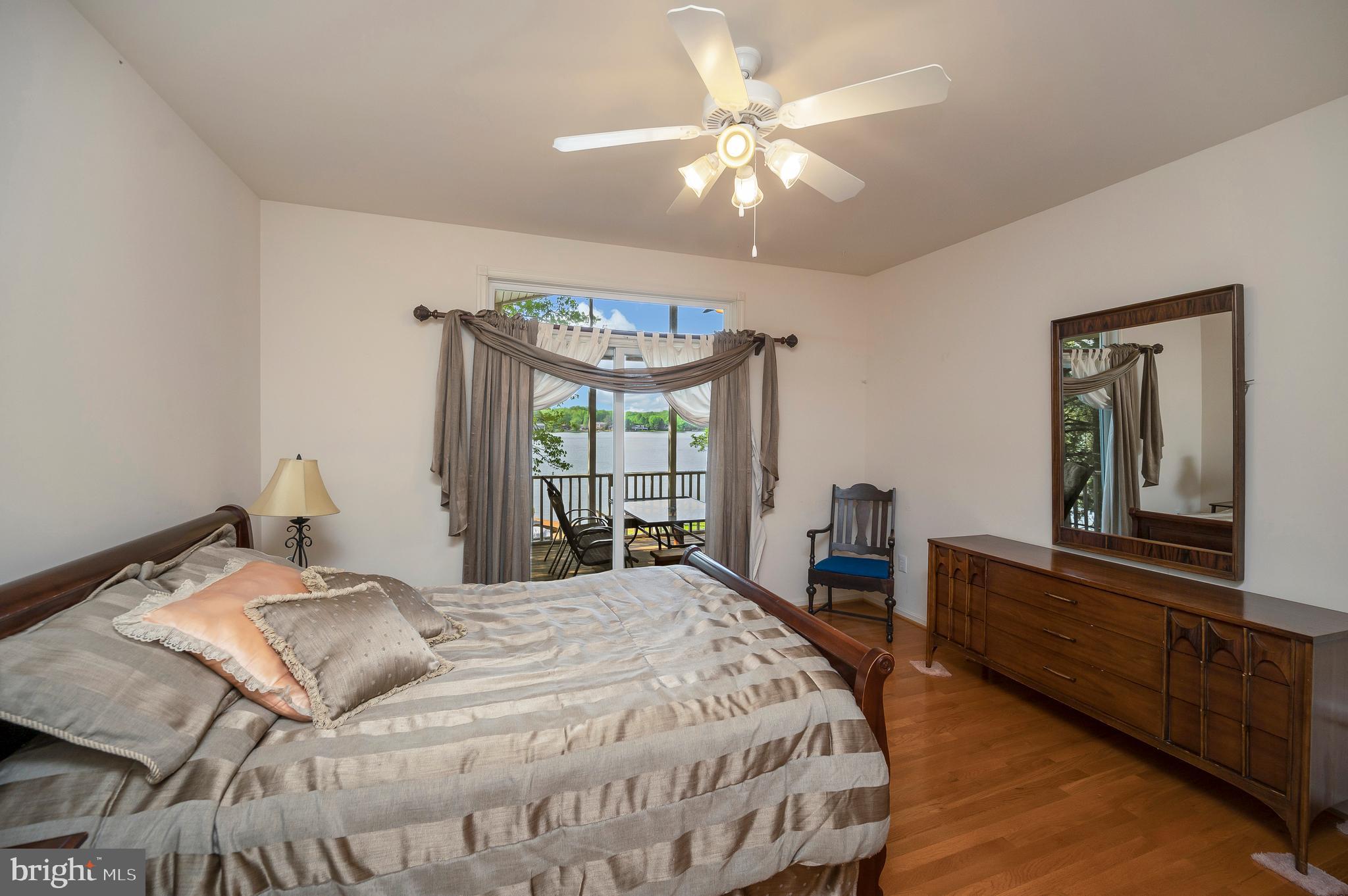 626 CORNWALLIS AVENUE