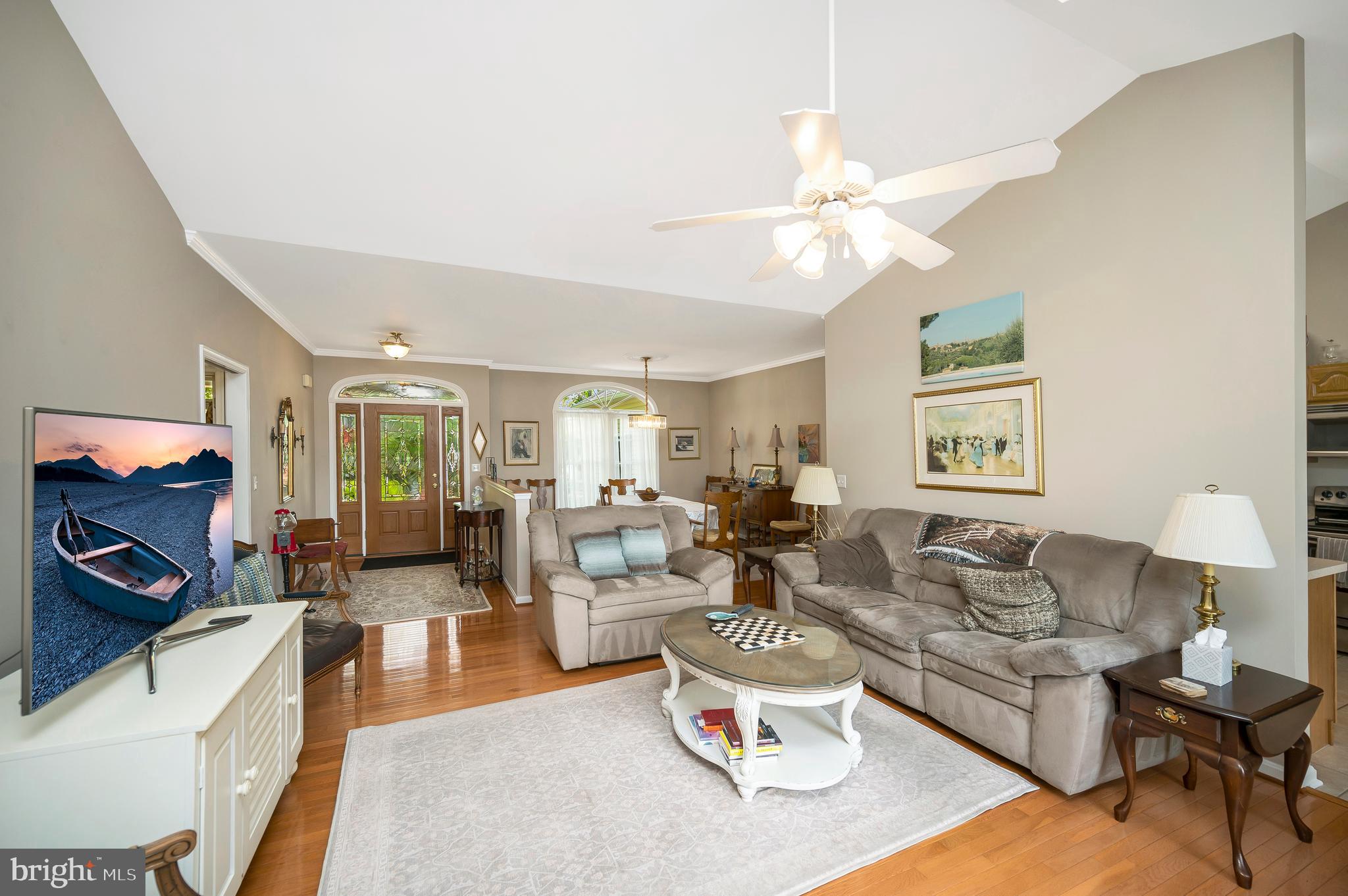 626 CORNWALLIS AVENUE