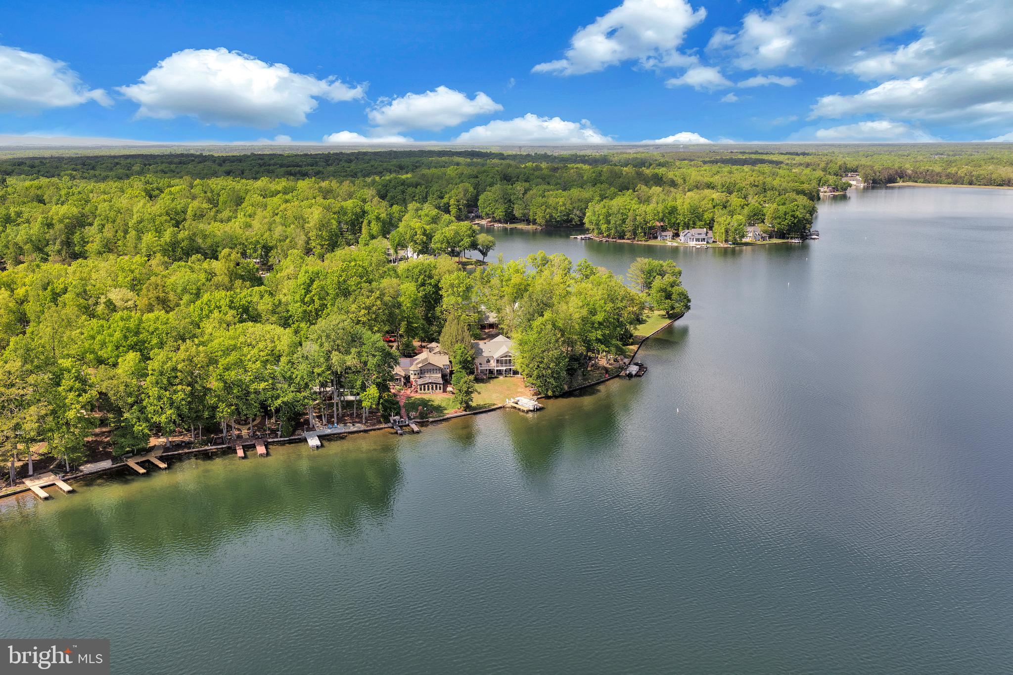 626 CORNWALLIS AVENUE