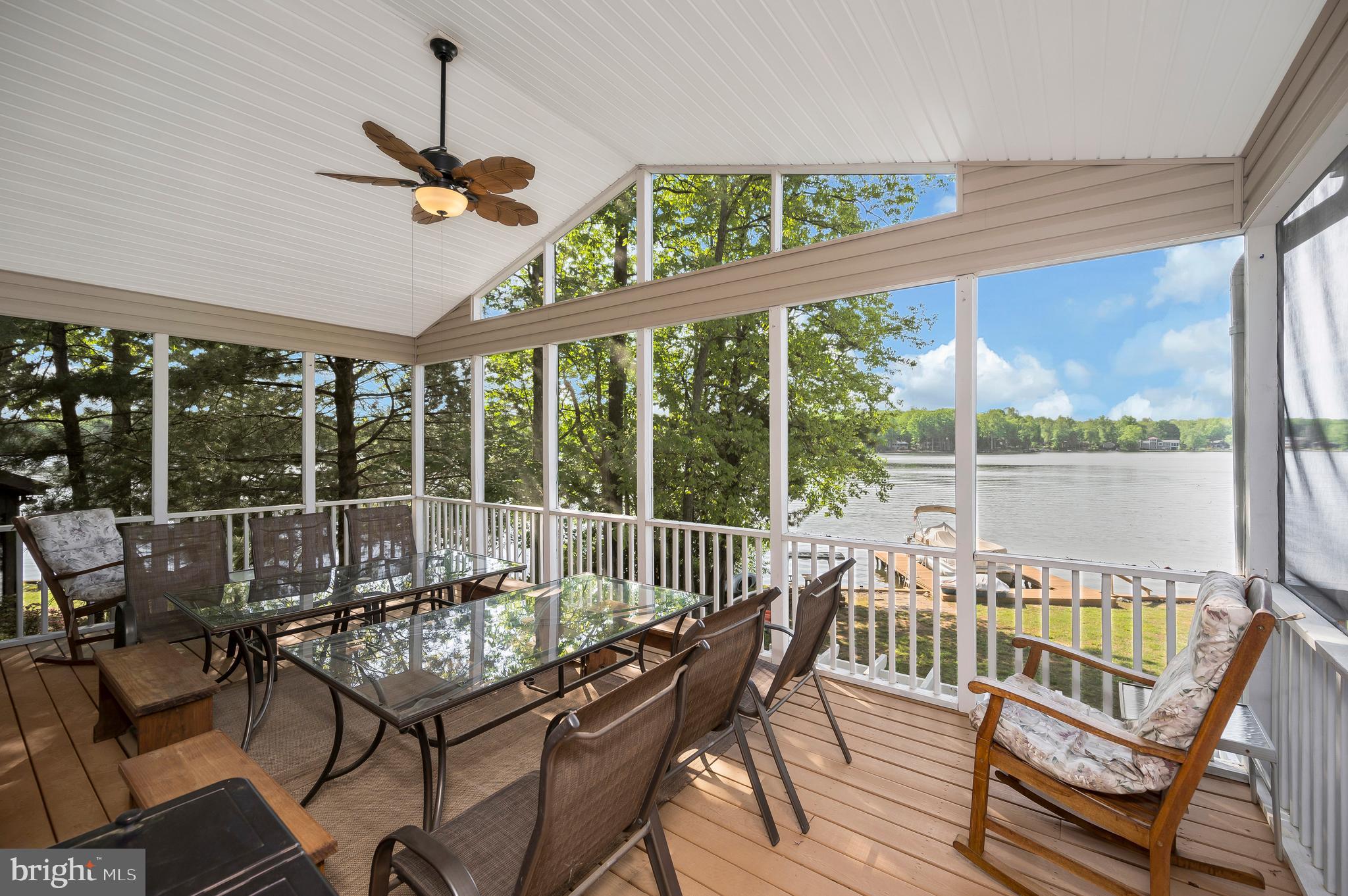 626 CORNWALLIS AVENUE