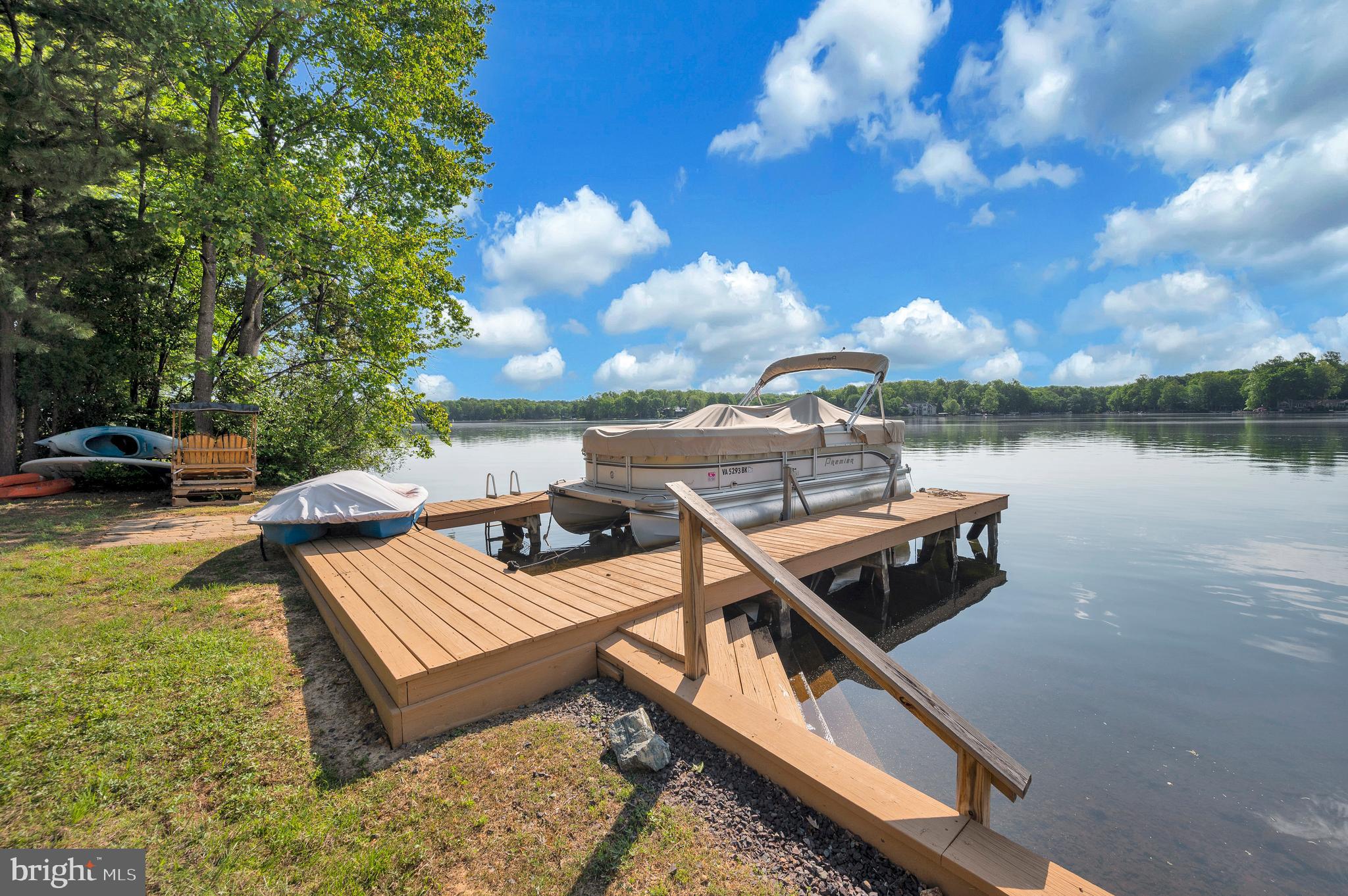 626 CORNWALLIS AVENUE