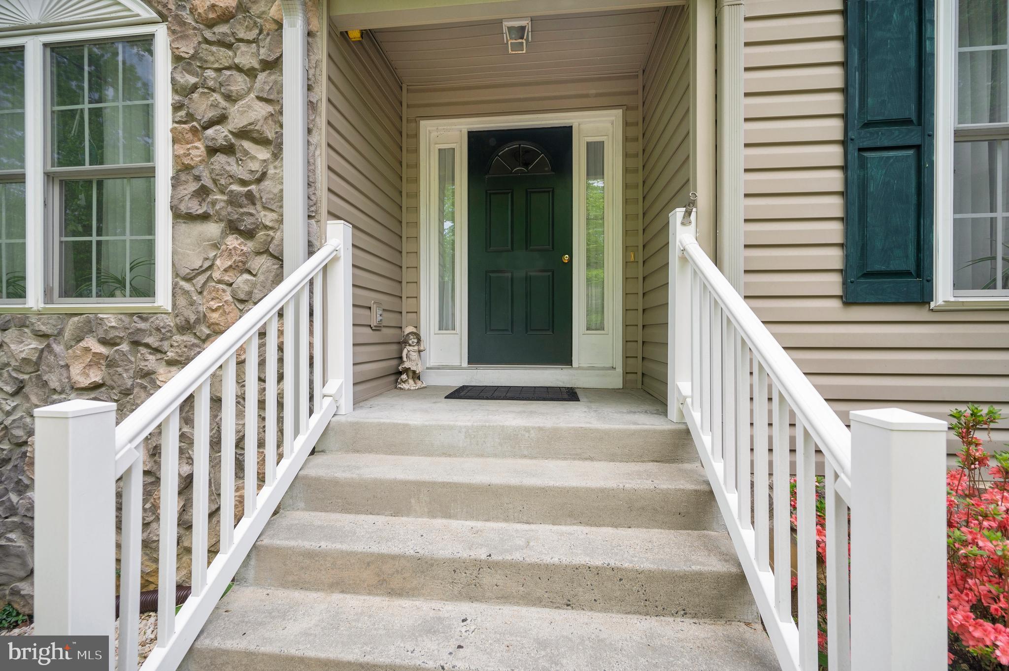 2908 LAKEVIEW PARKWAY