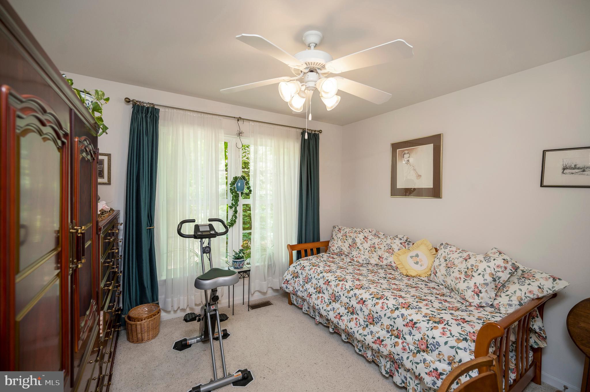 2908 LAKEVIEW PARKWAY